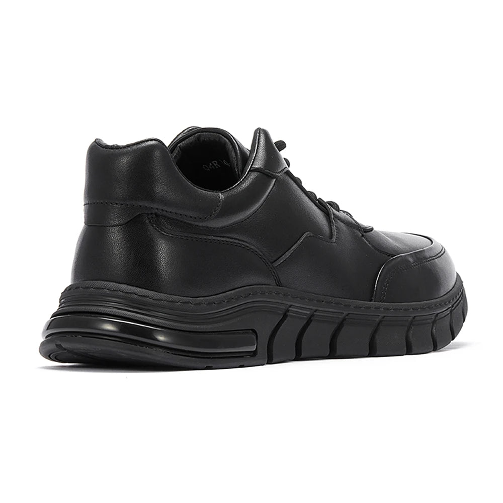SNEAKERS_STRAVON